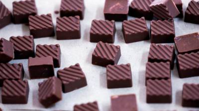 hershey-canada-launches-first-plant-based-chocolate-bar-in-canada