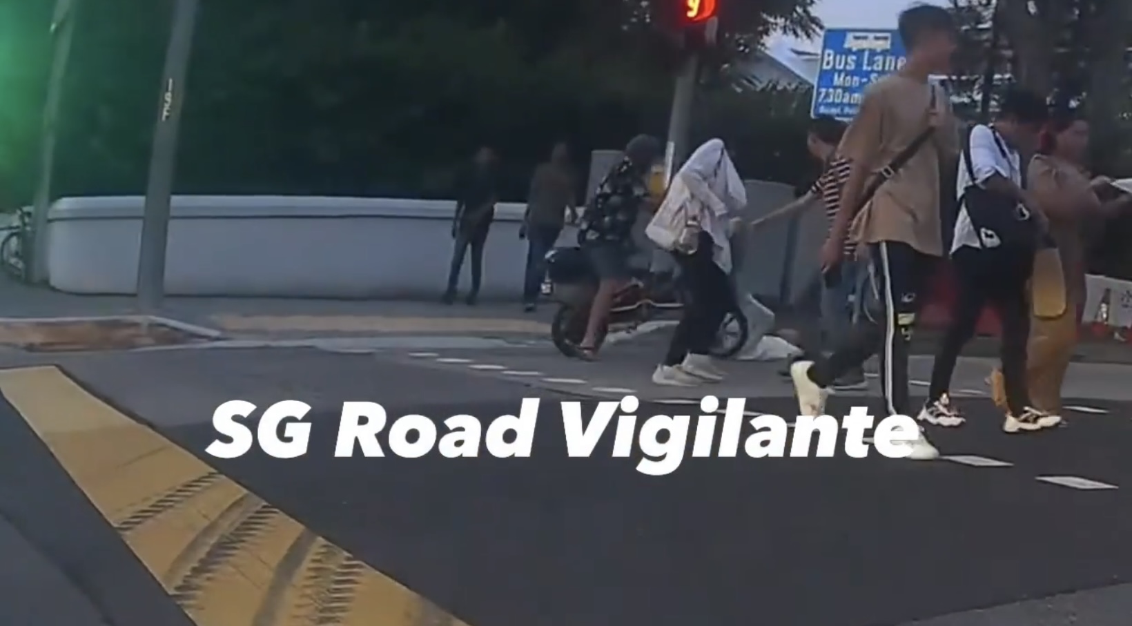 child-knocked-over-by-e-bike-rider-in-singapore