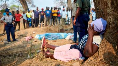 death-toll-from-zimbabwe-mine-collapse-climbs-to-13