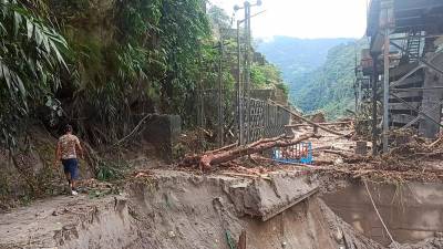 at-least-38-dead-and-dozens-missing-in-india-after-flash-floods