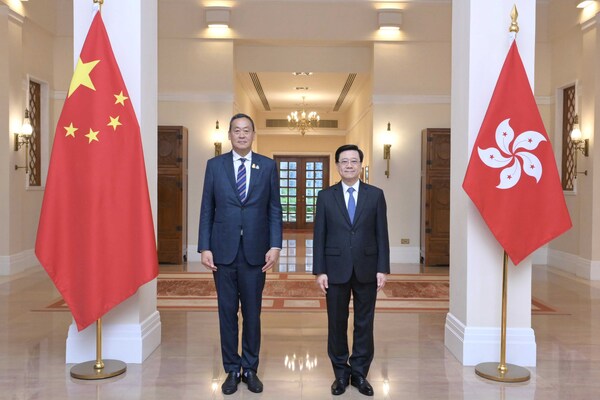 李家超晤泰國總理