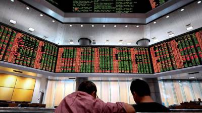 bursa-malaysia-retreats-after-yesterday’s-gains-to-open-lower