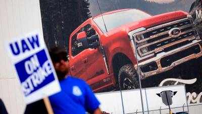 ford-says-it-is-‘at-the-limit’-with-uaw-contract-offer