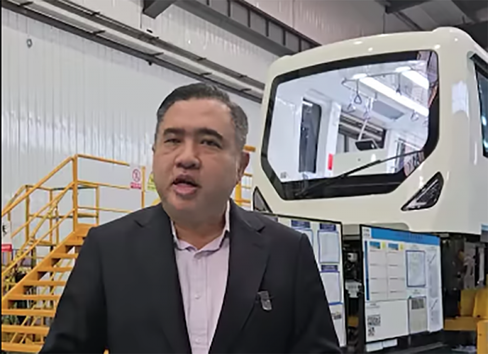 first-klia-aerotrain-set-90%-complete,-says-anthony-loke