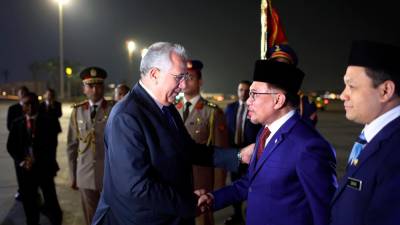 anwar:-attacks-on-gaza-must-stop