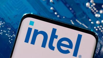 intel-forecast-beats-expectation-as-manufacturing-momentum-builds