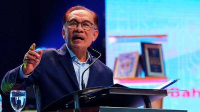 pm-anwar-attends-the-10th-malaysia-singapore-leaders’-retreat