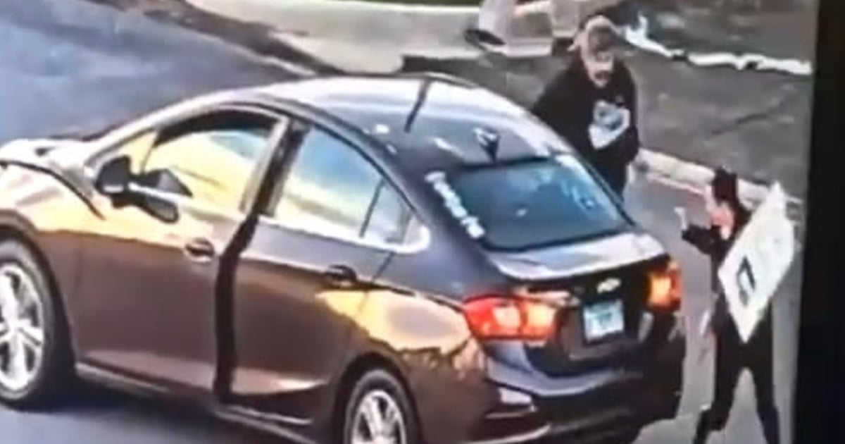 man-attacked-during-a-palestinian-protest-fires-warning-shot