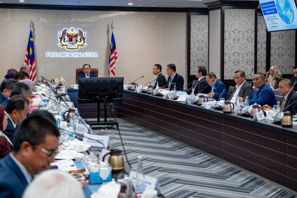 pm-urges-developed-countries-to-fulfil-climate-change-pledges