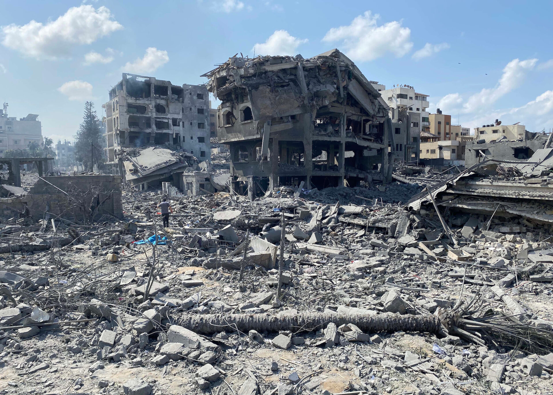 singapore-urges-foreigners-to-refrain-from-using-the-country-as-political-platform-amidst-israel’s-bombardment-of-gaza