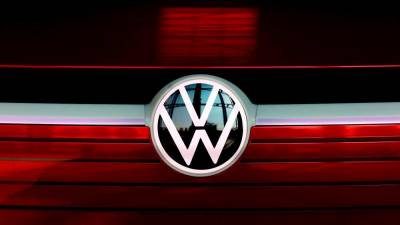 vw-plant-in-germany-cuts-production-of-e-cars-due-to-lack-of-motors