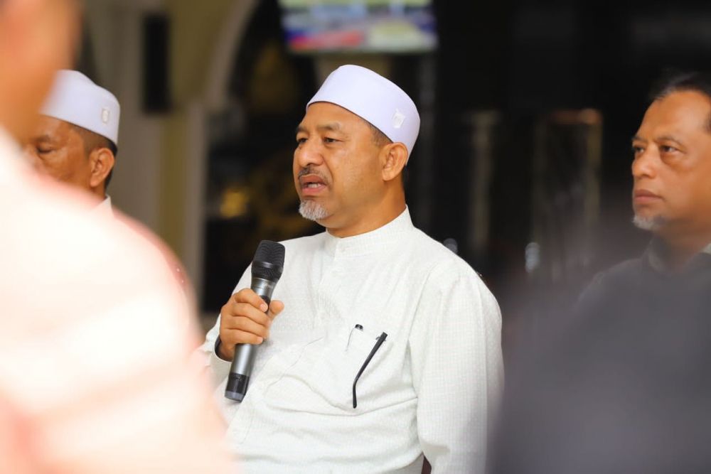 kelantan-civil-servants-to-get-special-aid-of-rm2,000