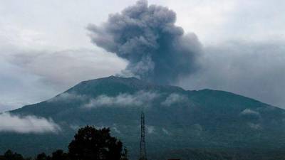 indonesia’s-mount-marapi-erupts,-11-killed,-12-missing
