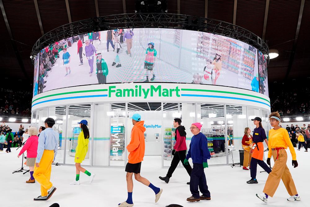 familymart-japan-has-launched-their-own-line-of-clothing,-named-‘convenience-wear’