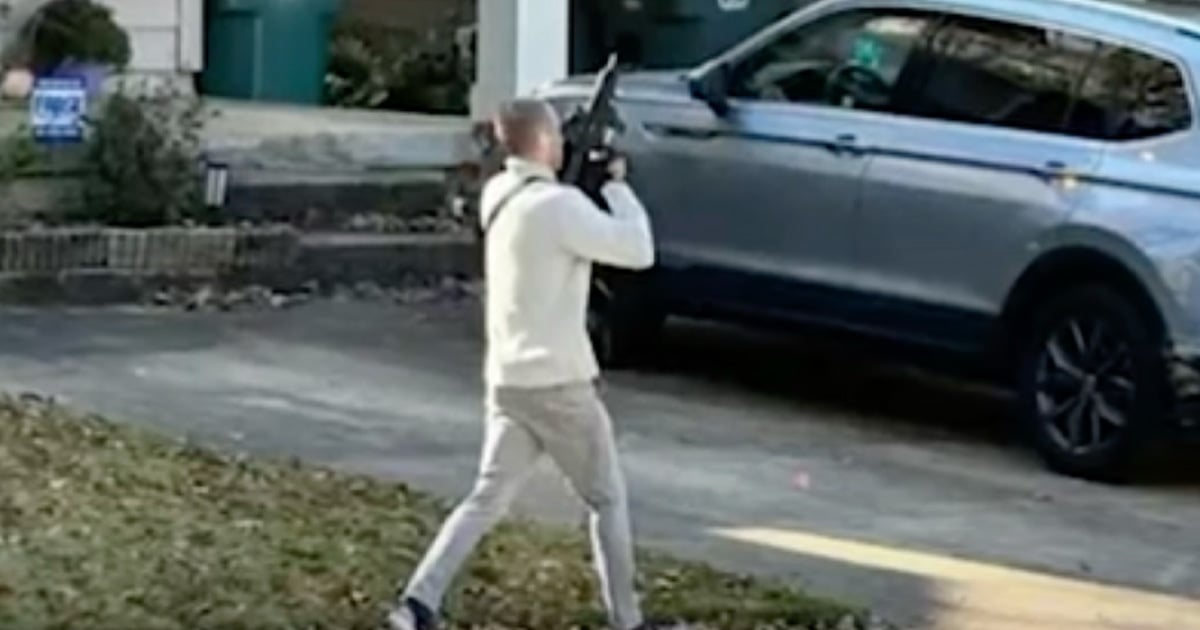 tenn.-man-carrying-rifle-home-from-work-scares-neighbors,-gets-fired-from-bakery