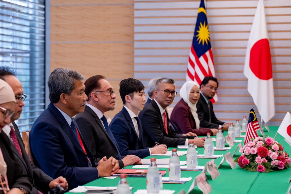 pm-assures-japanese-investors-of-malaysia’s-policies-for-progress