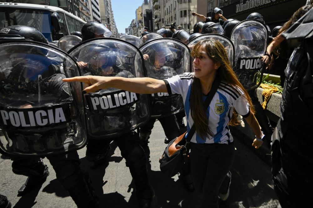 argentines-protest-milei’s-economic-reforms