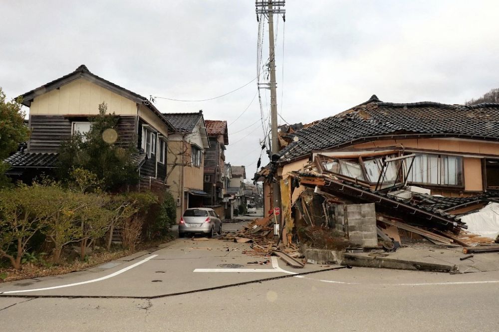 major-japan-quake-prompts-tsunami-warning,-residents-told-to-run