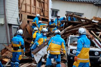 death-toll-rises-to-78-in-strong-japan-quakes