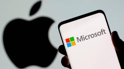 microsoft-briefly-overtakes-apple-as-world’s-most-valuable-company