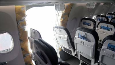 alaska-airlines-passengers-sue-boeing-after-door-blowout