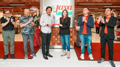 jaya-grocer-bullish-on-2024-prospects,-opens-49th-outlet
