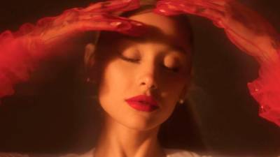 grande-reveals-seventh-studio-album