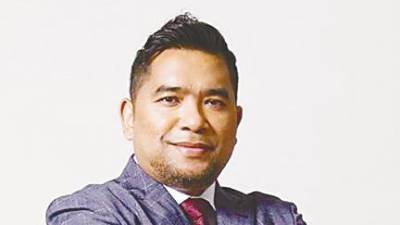 malaysia’s-economy-to-grow-4-5%-in-2024,-boosted-by-domestic-spending-and-fdi:-economist