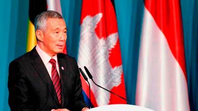 singapore-pm-encourages-couples-to-have-more-children-in-chinese-new-year-message