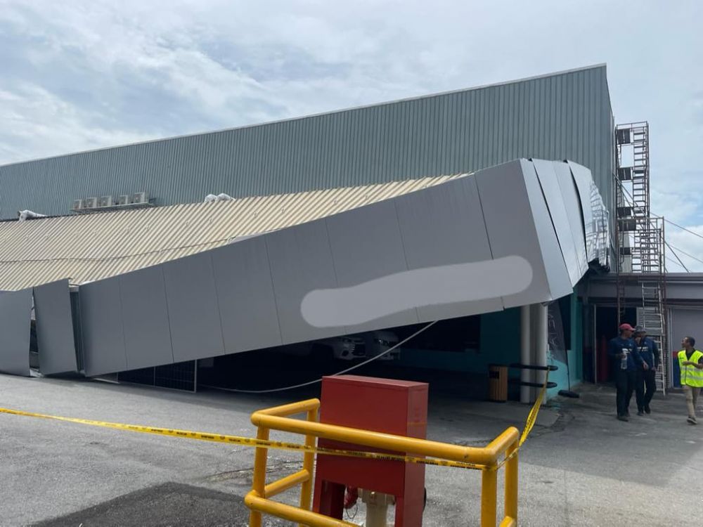 5-workers-installing-solar-panels-injured-in-roof-collapse