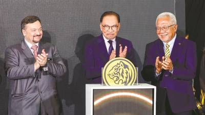 pm:-banks-need-to-shoulder-responsibility-with-govt-to-realise-economic-reforms