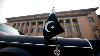 x-disrupted-in-pakistan-for-third-day