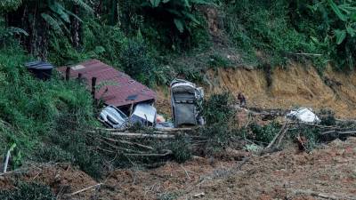 9-missing-in-landslide-in-eastern-indonesia-found-alive
