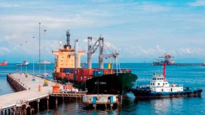 shipping-industry-embraces-digital-and-innovative-solutions