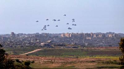 us-cargo-planes-airdrop-more-aid-for-gaza:-military