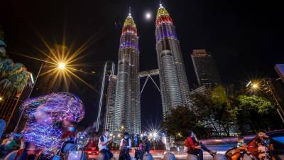 malaysia’s-labour-market-seen-remaining-stable-with-jobless-rate-at-3.2-pct-in-2024