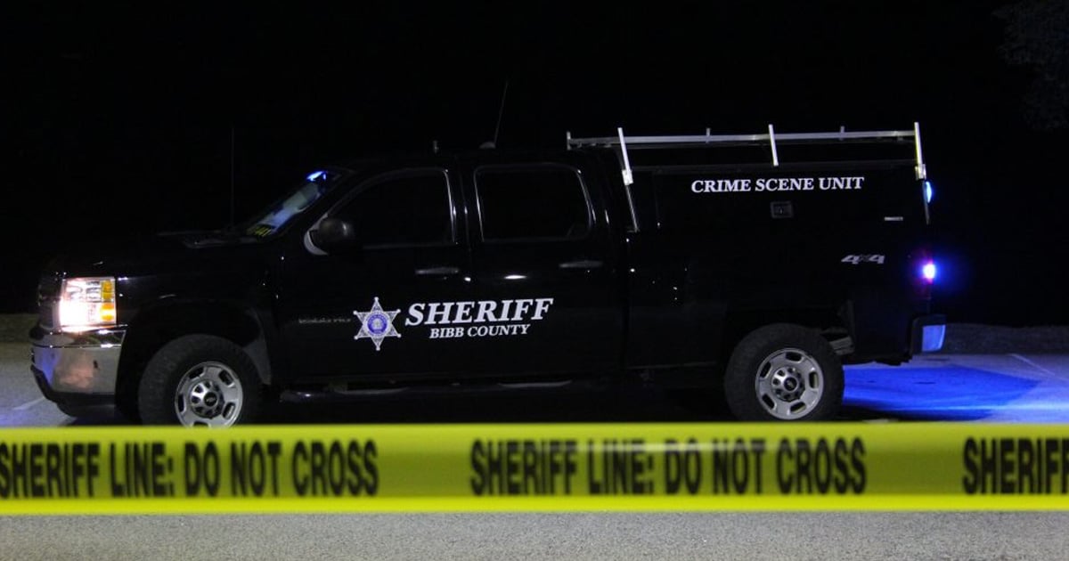 man-fatally-shot-while-attempting-to-enter-car-with-sleeping-occupant-inside