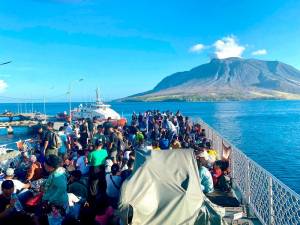 manado-airport-focusing-on-flight-safety-due-to-mt.-ruang-eruption