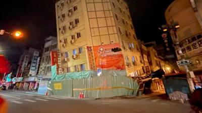 taiwan-rattled-by-series-of-quakes,-including-6.3-magnitude-tremor
