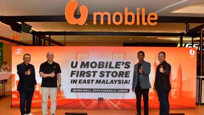 u-mobile-opens-first-store-in-east-malaysia