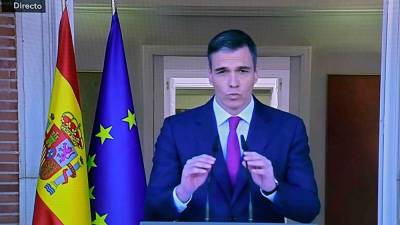 spanish-pm-announces-decision-to-remain-in-office