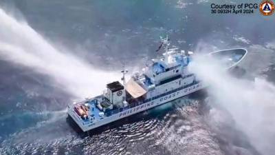 philippines-says-china-coast-guard-used-water-cannon-on-its-vessels