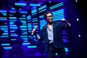 tropicana-alam-flash-raya-concert-draws-large-crowd