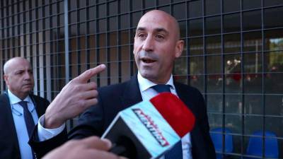 rubiales-to-face-trial-for-unwanted-world-cup-kiss,-judge-confirms