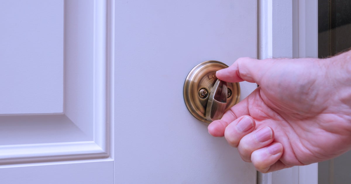 houston-resident-fatally-shoots-intruder:-a-case-for-locking-your-doors-and-carrying-at-home