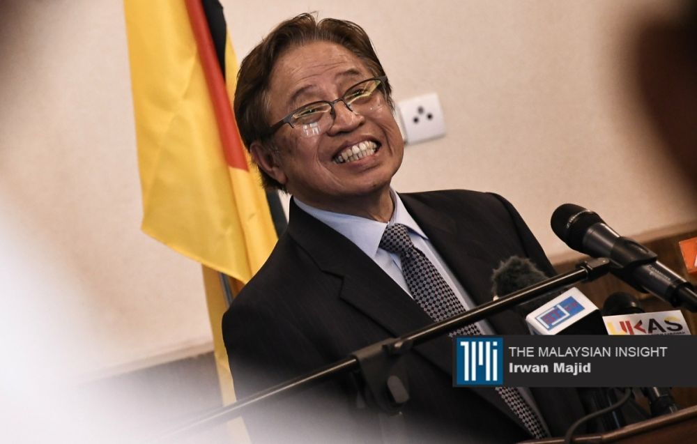 some-quarters-envious-of-the-state’s-economic-success-out-to-destablise-sarawak,-says-premier