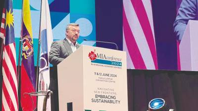 malaysia’s-economic-transformation-to-gather-pace-this-year:-amir-hamzah