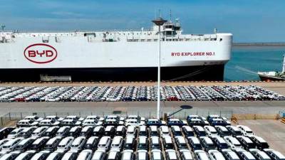 eu-to-hit-chinese-electric-vehicles-with-extra-tariffs-of-up-to-38%
