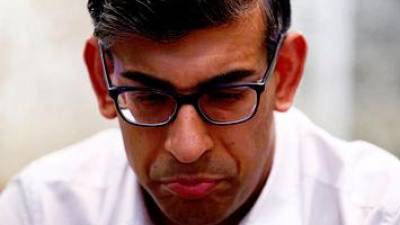 another-official-from-uk-pm-sunak’s-party-probed-over-election-bets,-sunday-times-reports