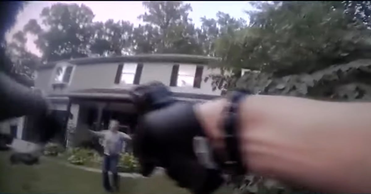 father-charged-with-murder-after-shooting-son-who-“attacked-him-w/-baseball-bat”